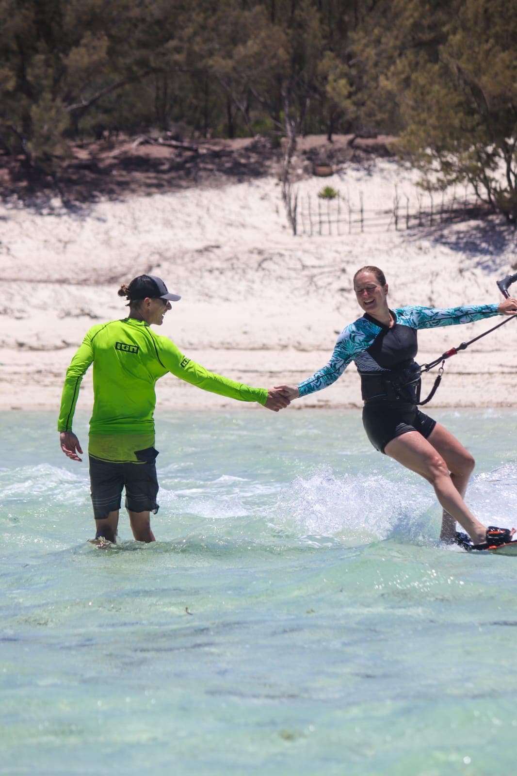 Contactez Pure Wind Kite School – école de kitesurf à Diego Suarez, Madagascar